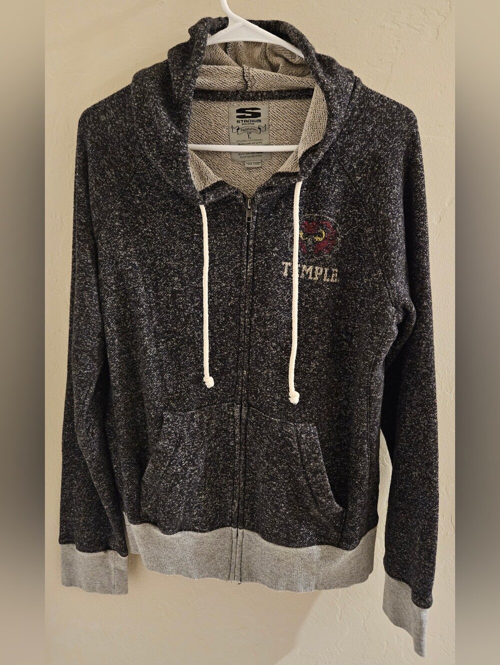 Stadium Athletics Temple University Owls Hoodie Mens  Owls Logo Large